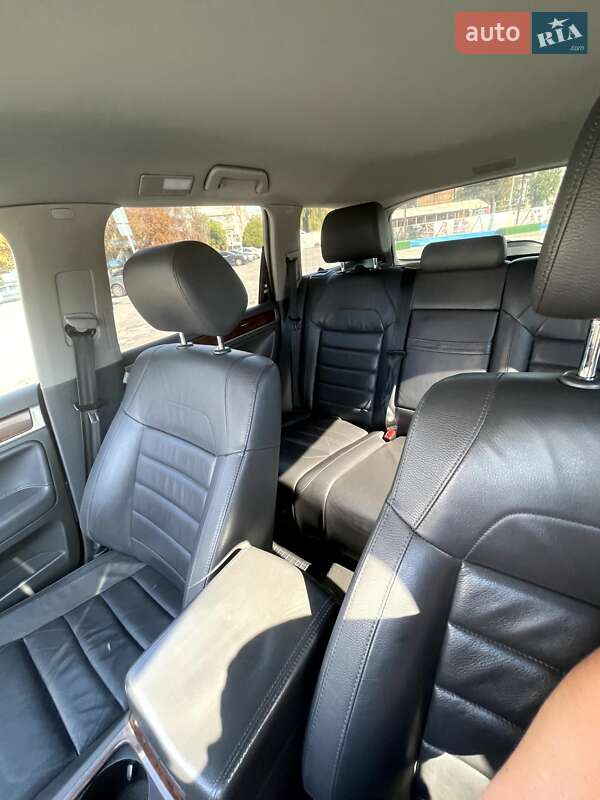 Внедорожник / Кроссовер Volkswagen Touareg 2008 в Кременчуге