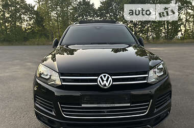 Внедорожник / Кроссовер Volkswagen Touareg 2012 в Подольске