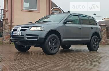 Позашляховик / Кросовер Volkswagen Touareg 2004 в Сарнах