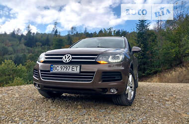 Позашляховик / Кросовер Volkswagen Touareg 2013 в Самборі