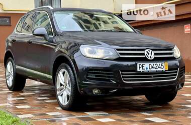 Позашляховик / Кросовер Volkswagen Touareg 2011 в Стрию