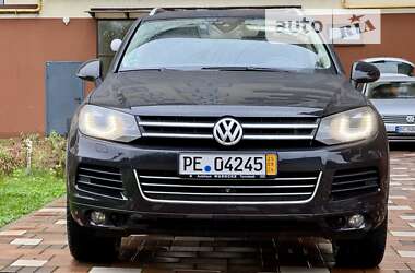 Позашляховик / Кросовер Volkswagen Touareg 2011 в Стрию