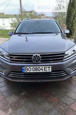 Внедорожник / Кроссовер Volkswagen Touareg 2017 в Бережанах