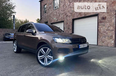 Позашляховик / Кросовер Volkswagen Touareg 2012 в Харкові