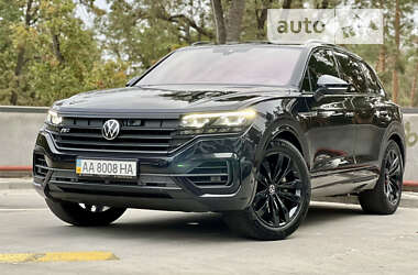 Позашляховик / Кросовер Volkswagen Touareg 2021 в Києві