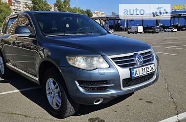 Позашляховик / Кросовер Volkswagen Touareg 2007 в Києві