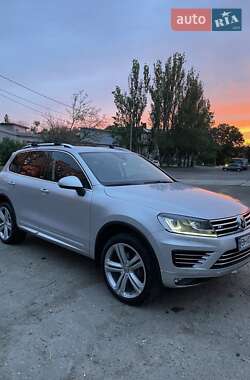 Внедорожник / Кроссовер Volkswagen Touareg 2017 в Одессе