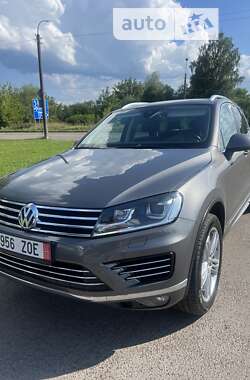 Внедорожник / Кроссовер Volkswagen Touareg 2017 в Городенке