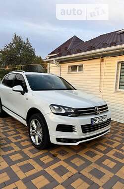 Внедорожник / Кроссовер Volkswagen Touareg 2012 в Одессе