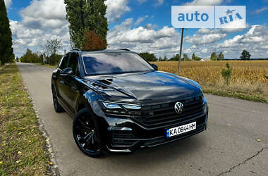 Позашляховик / Кросовер Volkswagen Touareg 2021 в Баришівка