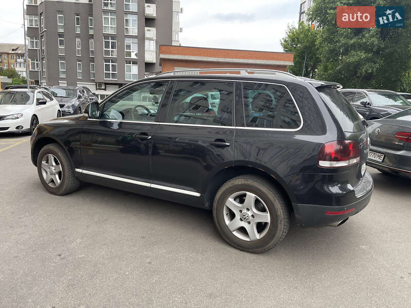 Внедорожник / Кроссовер Volkswagen Touareg 2007 в Киеве