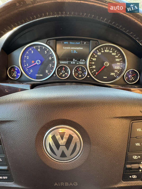 Позашляховик / Кросовер Volkswagen Touareg 2007 в Ізмаїлі