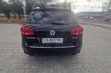 Позашляховик / Кросовер Volkswagen Touareg 2011 в Черкасах