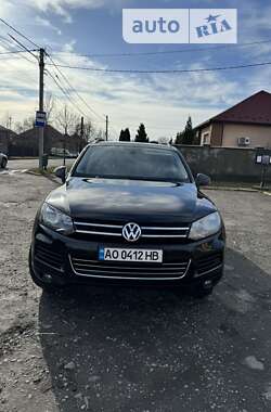 Внедорожник / Кроссовер Volkswagen Touareg 2014 в Мукачево