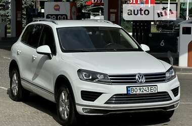 Внедорожник / Кроссовер Volkswagen Touareg 2015 в Одессе