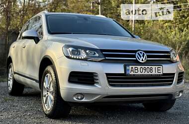 Внедорожник / Кроссовер Volkswagen Touareg 2013 в Виннице