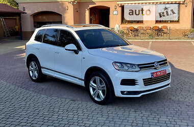 Позашляховик / Кросовер Volkswagen Touareg 2014 в Мукачевому