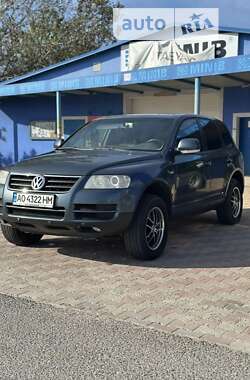 Внедорожник / Кроссовер Volkswagen Touareg 2005 в Ужгороде