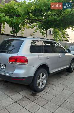 Позашляховик / Кросовер Volkswagen Touareg 2005 в Харкові