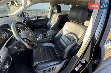 Внедорожник / Кроссовер Volkswagen Touareg 2013 в Коломые