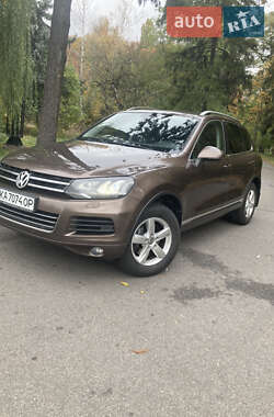 Позашляховик / Кросовер Volkswagen Touareg 2013 в Києві