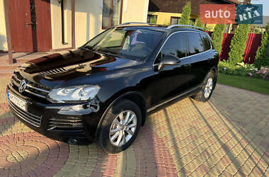 Внедорожник / Кроссовер Volkswagen Touareg 2014 в Житомире