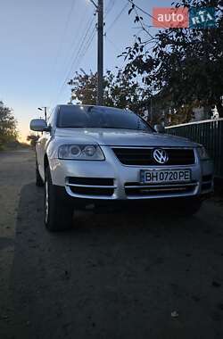 Позашляховик / Кросовер Volkswagen Touareg 2004 в Одесі