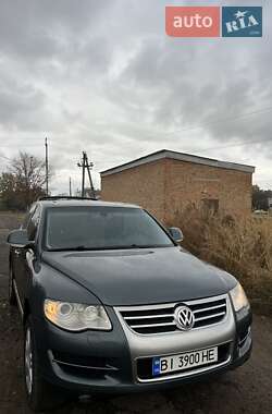 Позашляховик / Кросовер Volkswagen Touareg 2007 в Гадячі