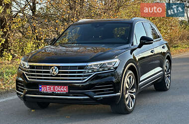 Внедорожник / Кроссовер Volkswagen Touareg 2019 в Бродах