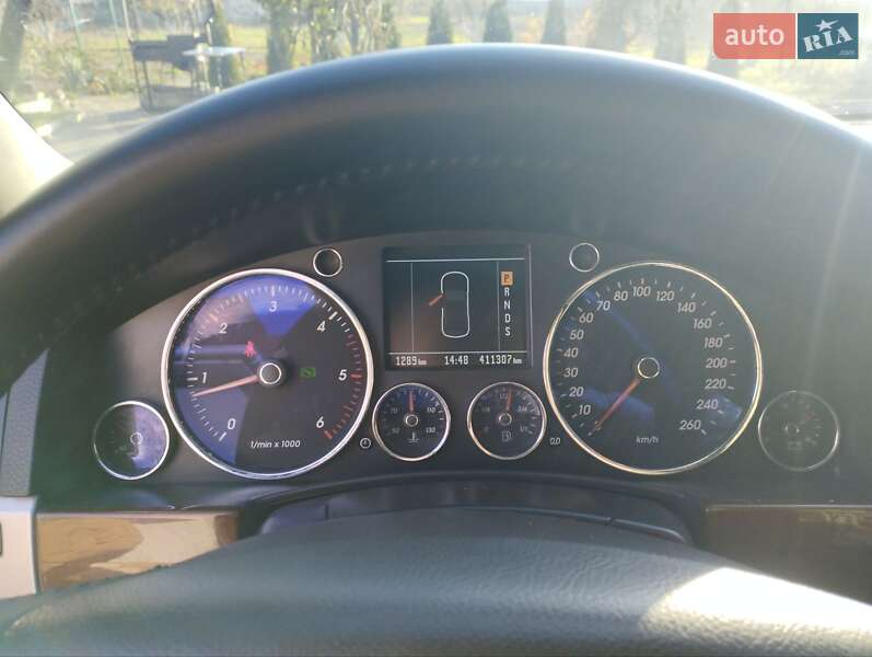 Внедорожник / Кроссовер Volkswagen Touareg 2005 в Киеве