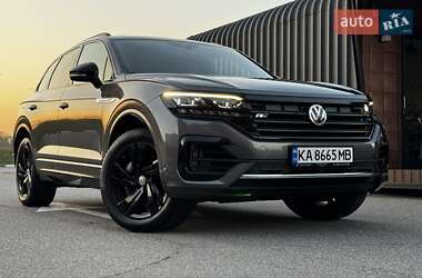 Внедорожник / Кроссовер Volkswagen Touareg 2020 в Киеве