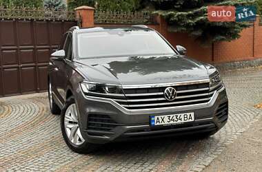 Позашляховик / Кросовер Volkswagen Touareg 2020 в Харкові