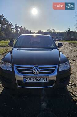 Внедорожник / Кроссовер Volkswagen Touareg 2007 в Чернигове