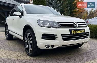 Внедорожник / Кроссовер Volkswagen Touareg 2011 в Львове