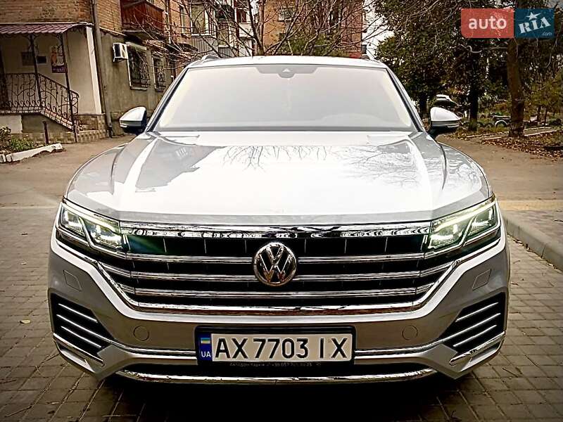 Внедорожник / Кроссовер Volkswagen Touareg 2019 в Знаменке фото 3 Внедорожник / Кроссовер Volkswagen Touareg 2019 в Знаменке