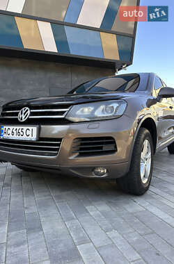 Позашляховик / Кросовер Volkswagen Touareg 2011 в Києві