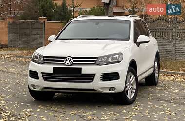 Позашляховик / Кросовер Volkswagen Touareg 2012 в Дніпрі