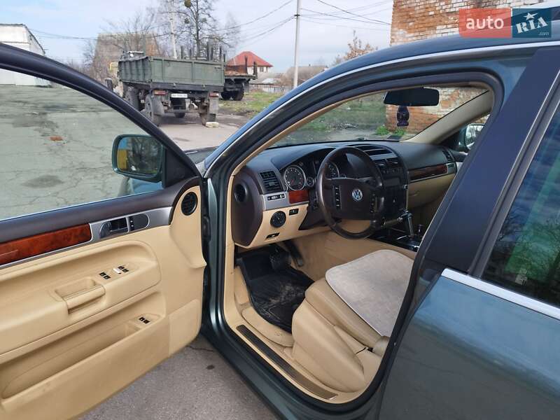 Позашляховик / Кросовер Volkswagen Touareg 2006 в Вінниці