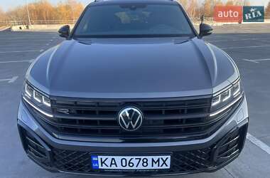 Позашляховик / Кросовер Volkswagen Touareg 2024 в Києві