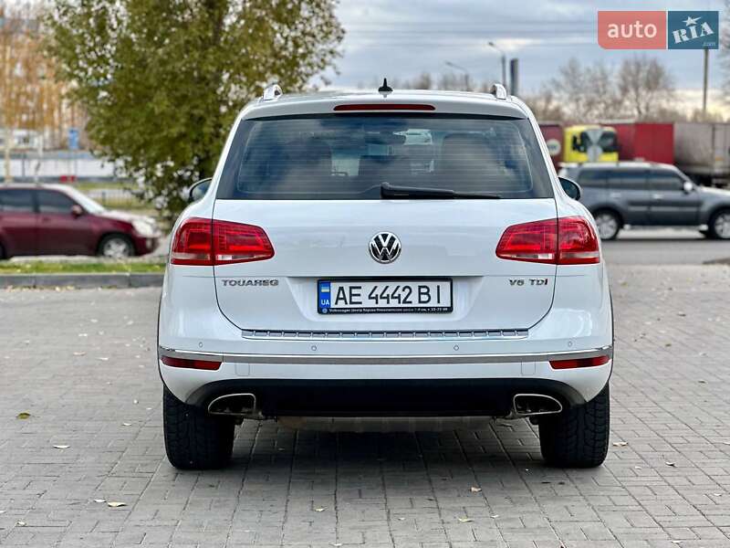 Позашляховик / Кросовер Volkswagen Touareg 2017 в Дніпрі