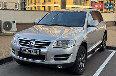 Позашляховик / Кросовер Volkswagen Touareg 2007 в Києві