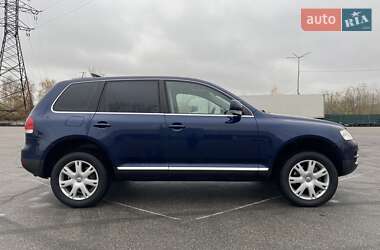 Внедорожник / Кроссовер Volkswagen Touareg 2004 в Киеве