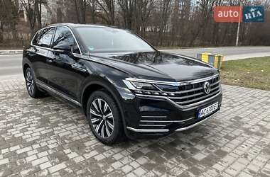 Внедорожник / Кроссовер Volkswagen Touareg 2019 в Луцке