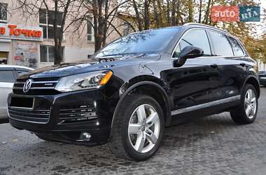 Внедорожник / Кроссовер Volkswagen Touareg 2011 в 