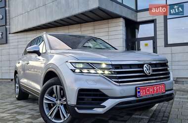 Позашляховик / Кросовер Volkswagen Touareg 2018 в Луцьку