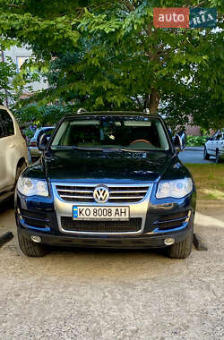 Внедорожник / Кроссовер Volkswagen Touareg 2007 в Ужгороде