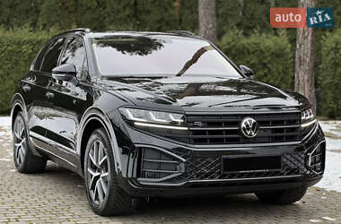 Внедорожник / Кроссовер Volkswagen Touareg 2023 в Киеве