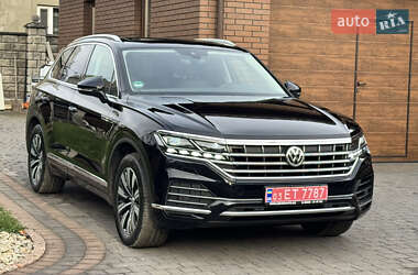 Внедорожник / Кроссовер Volkswagen Touareg 2019 в Дубно