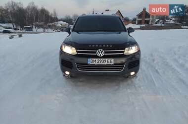 Внедорожник / Кроссовер Volkswagen Touareg 2013 в Конотопе