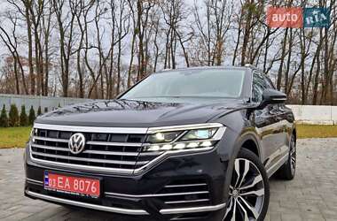 Позашляховик / Кросовер Volkswagen Touareg 2018 в Луцьку